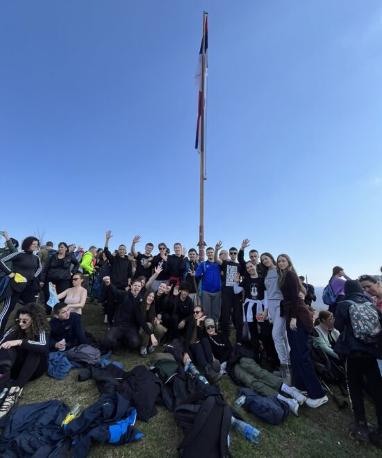 Proljeće je stiglo na Kozaru – i donijelo hiljade koraka, osmijeha i priča